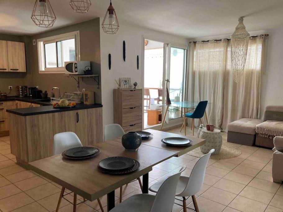Appartement Terre sainte : Charmant appart 5 min de la plage Extérieur photo